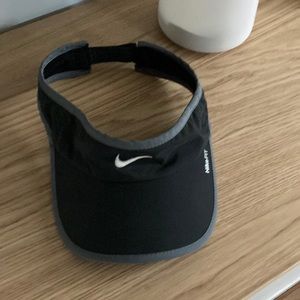 Nike visor - adjustable back
